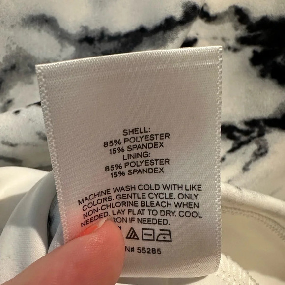 EXPRESS NWOT Body Contour High Compression Marbled High Neck XXS - Picture 5 of 9